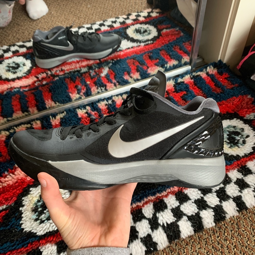 Nike Women’s Black Hyperspikes Volleyball Shoes